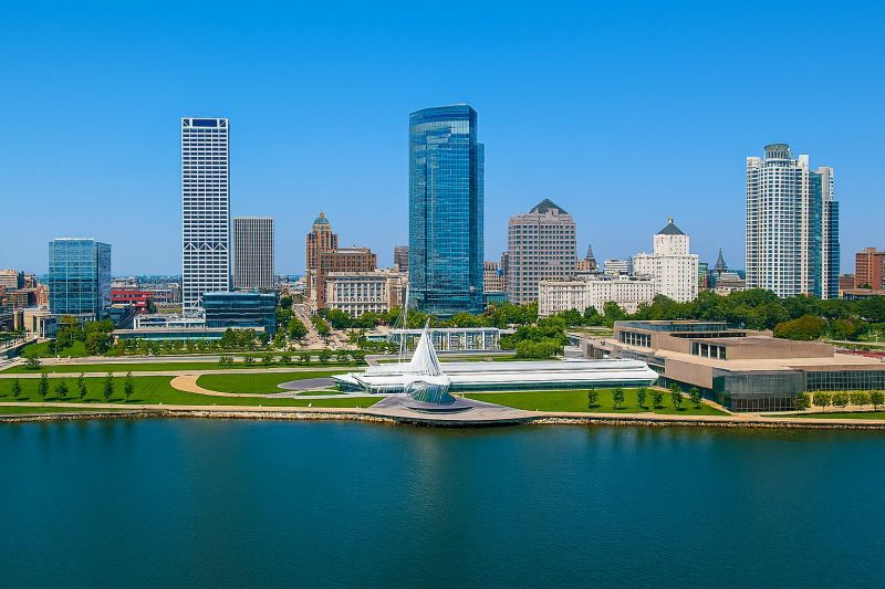 Best Tub To Shower Conversion pros in Milwaukee, WI