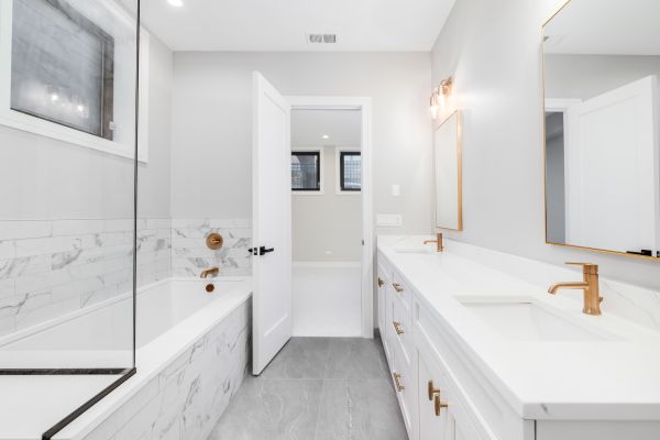 Cost of Bathroom Installation in Menomonee Falls