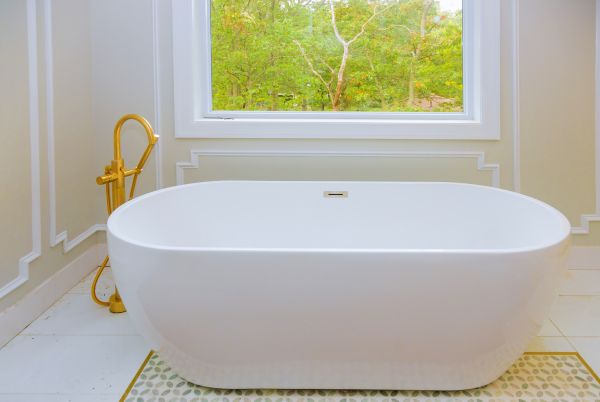 Cost of Tub Renovation Service in Menomonee Falls